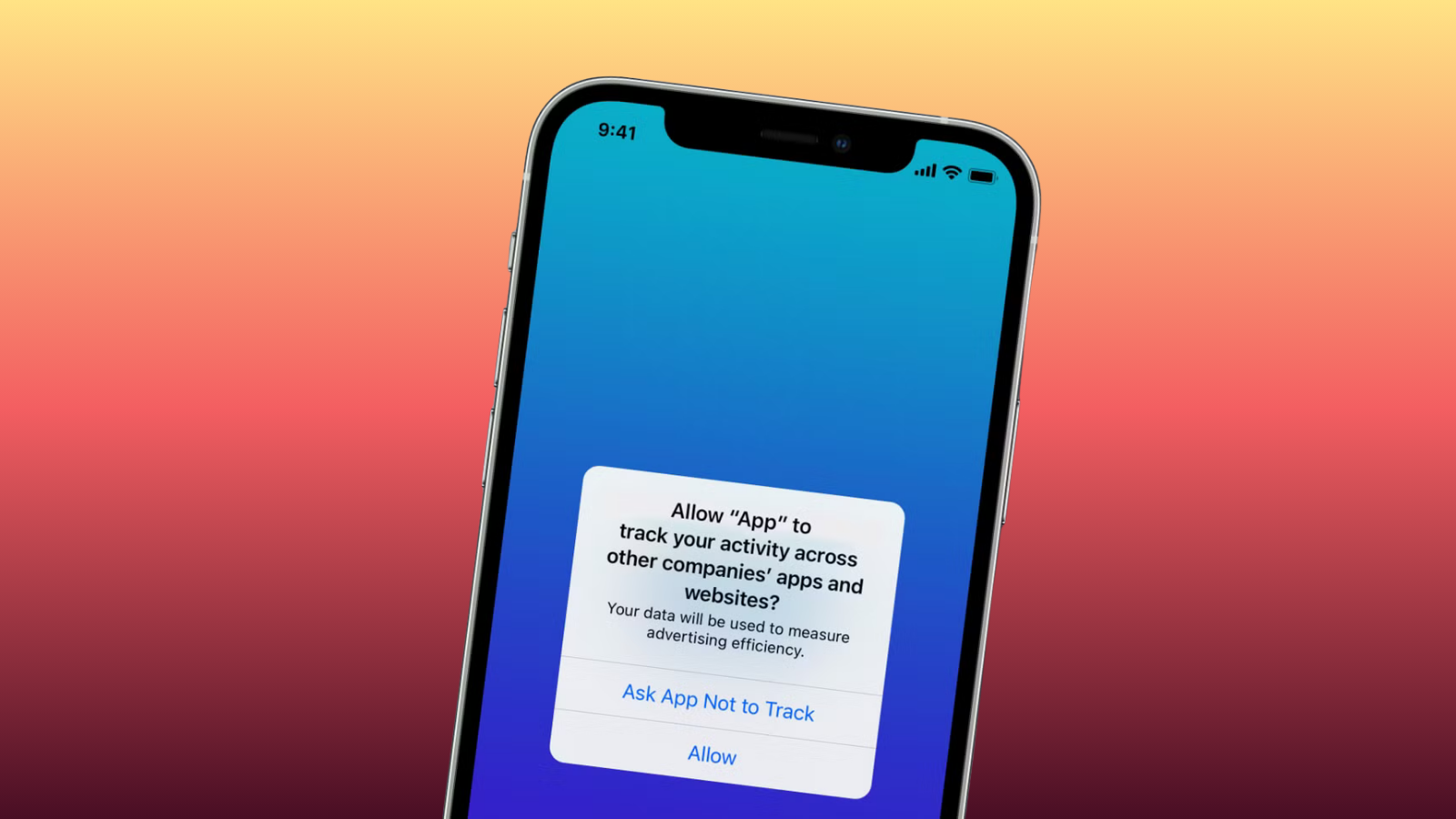 Pembe degrade zemin önünde bir iPhone; ekranında uygulama takibi izni isteyen sistem uyarısı görünüyor.