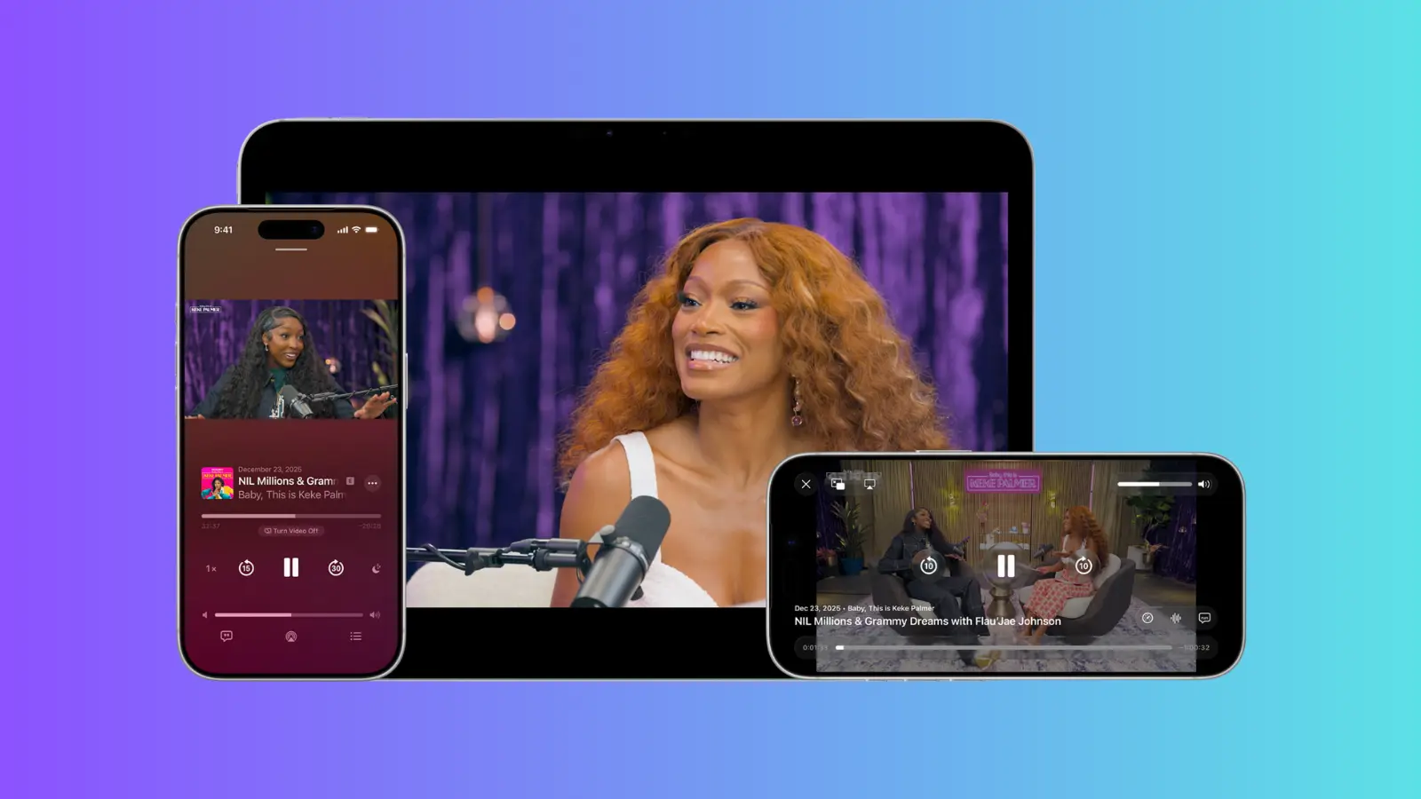 Mor-mavi degrade zemin önünde iPhone, iPad ve yatay bir telefon; üçünde de video podcast oynatılıyor.