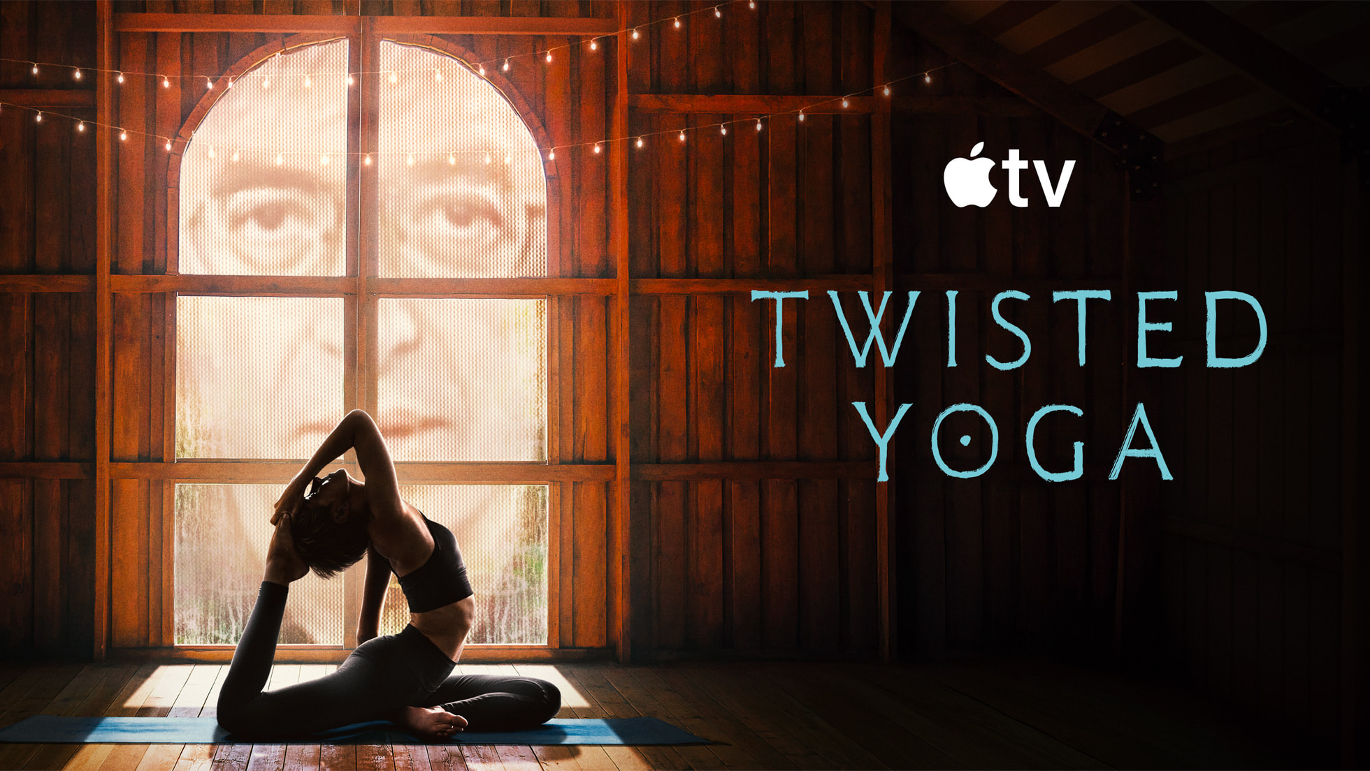 Twisted Yoga afişi: ahşap bir salonda yoga yapan bir kadın, arkadaki pencerede bir erkek yüzü beliriyor.