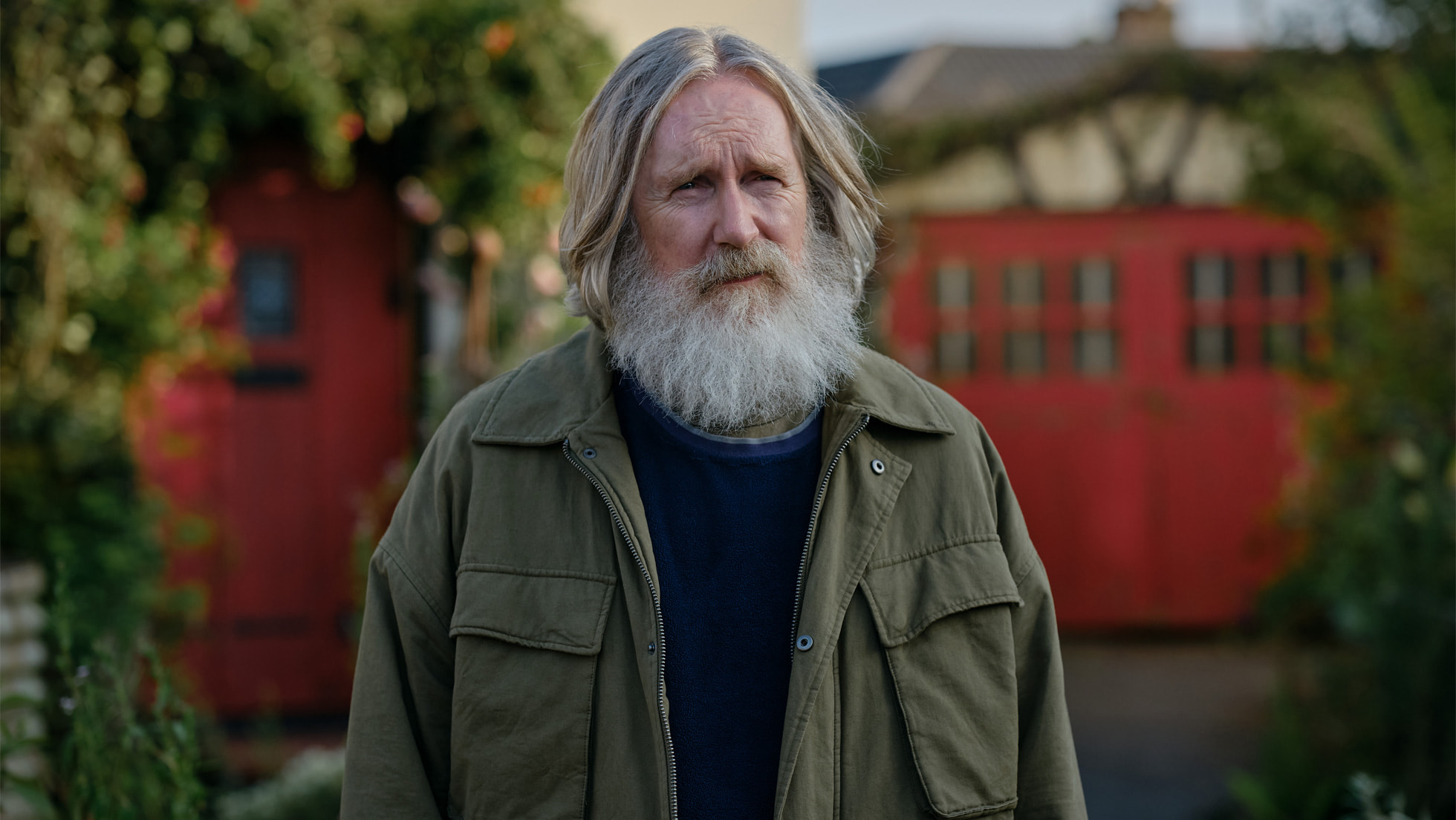 Apple TV, yeni komedi dizisi Small Prophets fragmanını yayınladı